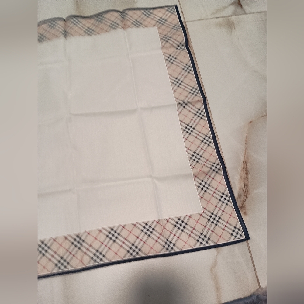 Burberry Cotton Handkerchief Check Light - Picture 10 of 12